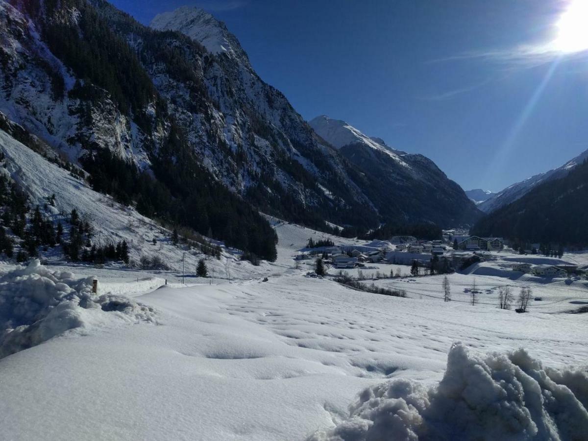 Apart Bergland Appartement Kaunertal Buitenkant foto